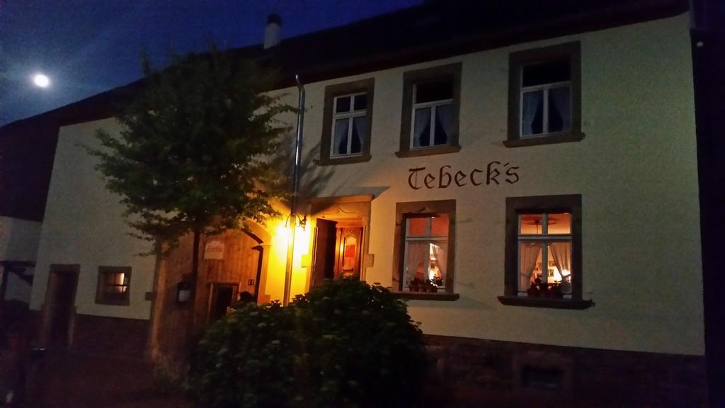Ferienwohnungen Bistro Tebecks Wadern Exterior photo